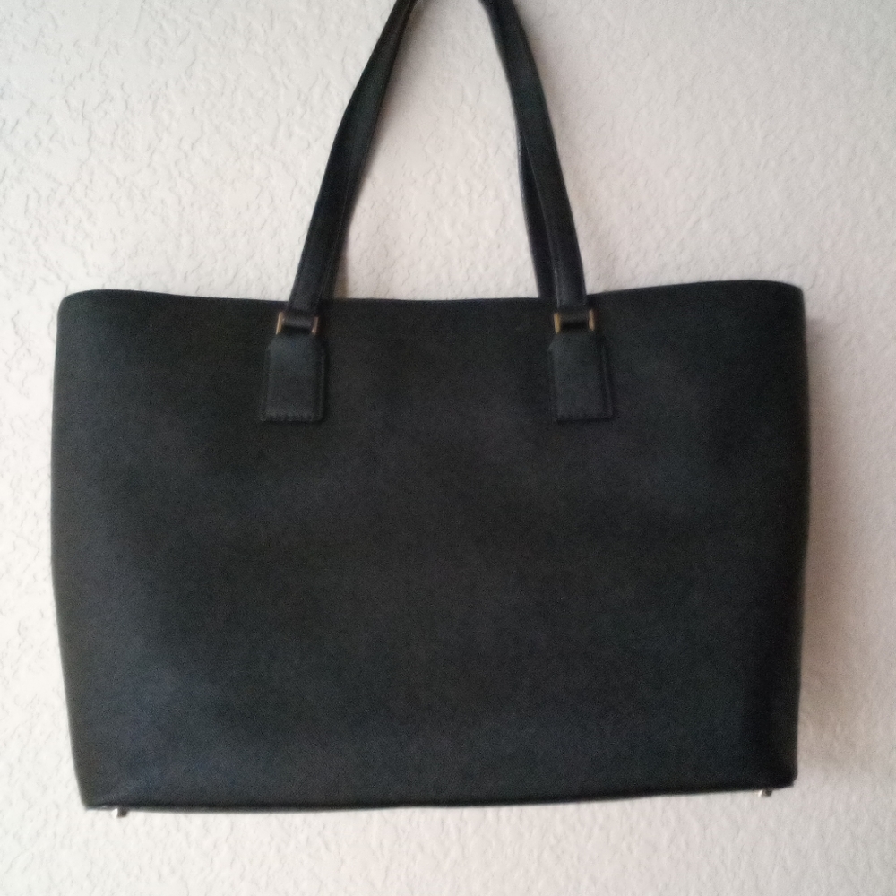Kate Spade - Picture 2 of 4